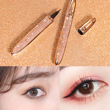 Load image into Gallery viewer, Magnetic Magic Lash Self-adhesive Liquid Eyeliner Pen Glue-free
